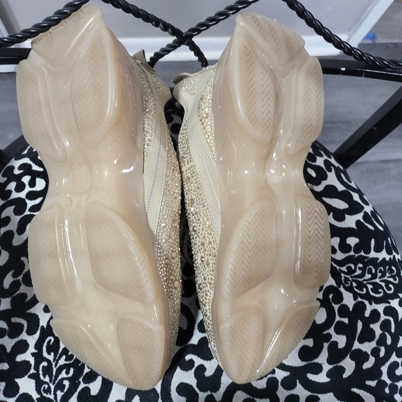 Steve Madden Tennis shoes - Picture 6 of 8